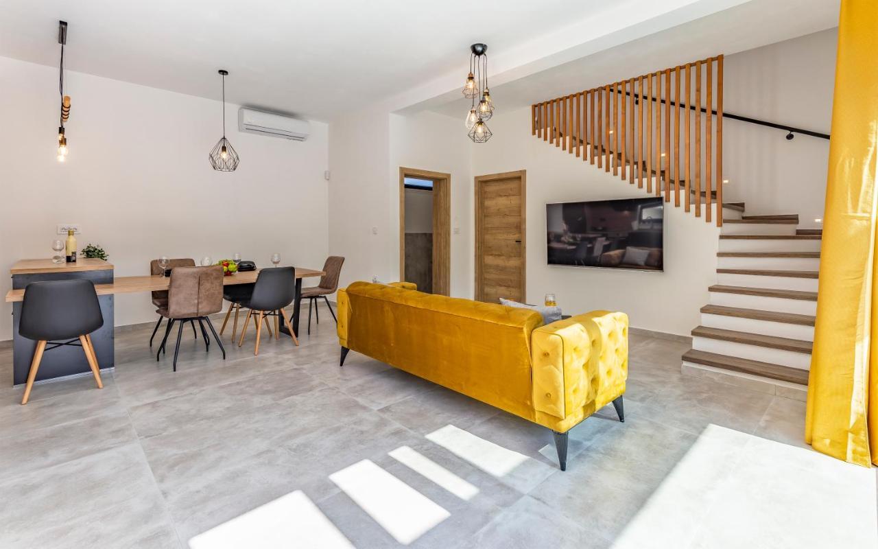 מדולין Villa Rougemarin - Marin With Private Pool מראה חיצוני תמונה