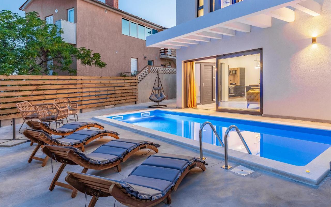 מדולין Villa Rougemarin - Marin With Private Pool מראה חיצוני תמונה