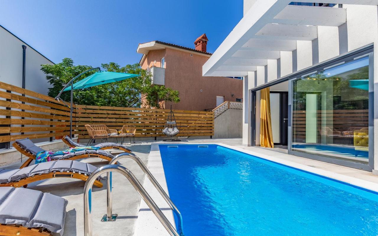 מדולין Villa Rougemarin - Marin With Private Pool מראה חיצוני תמונה